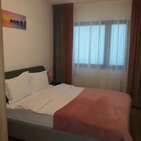 Estetic Apartament Апартаменти *